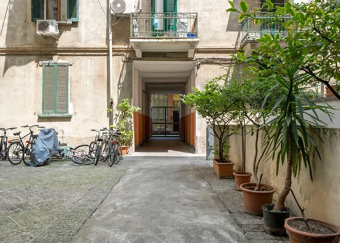 St Laurent - Citta Studi Apartment *